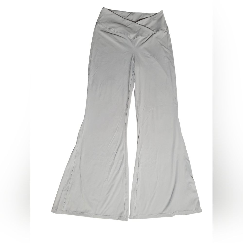 V-Waist Light Gray Boot Cut Yoga Pants - Picture 4 of 6